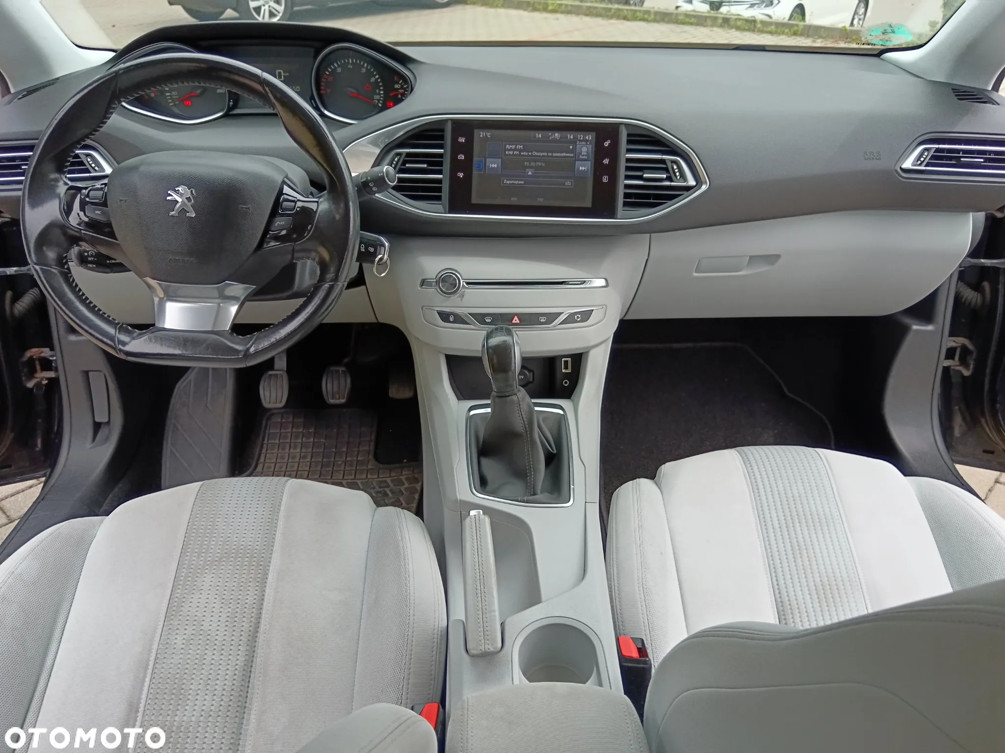 Peugeot 308 - 16