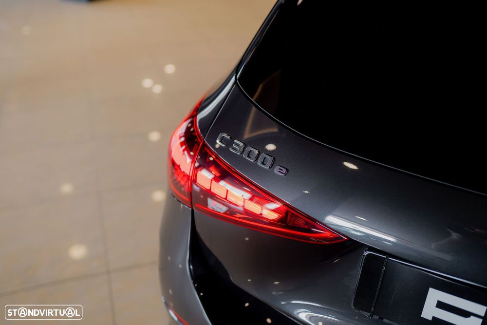 Mercedes-Benz C 300 e AMG Line - 54