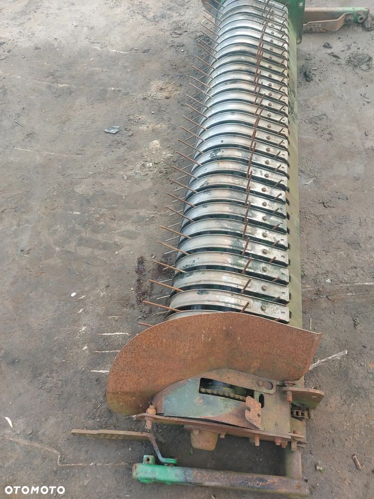Podbieracz 220cm 2,20m 29 listew PRASA JOHN DEERE 990 960 2012R - 2