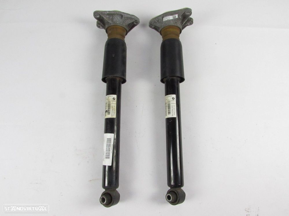 Conjunto Amortecedores / Suspensão Desportiva Pack M Trás Usado / Original BMW 1... - 1
