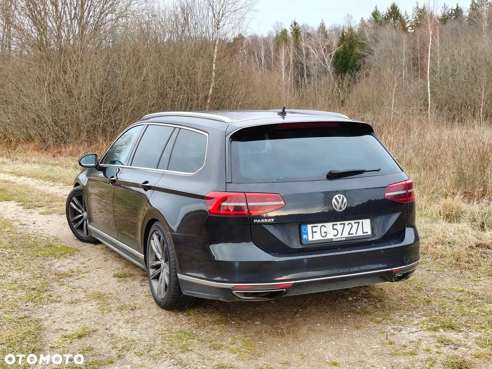 Volkswagen Passat - 4