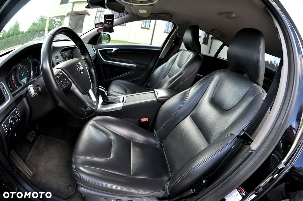 Volvo S60 D2 Drive-E Momentum - 7