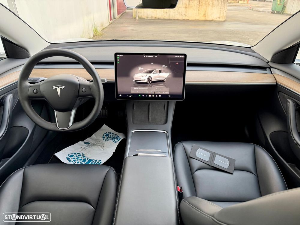 Tesla Model 3 Long Range Tração Traseira - 14