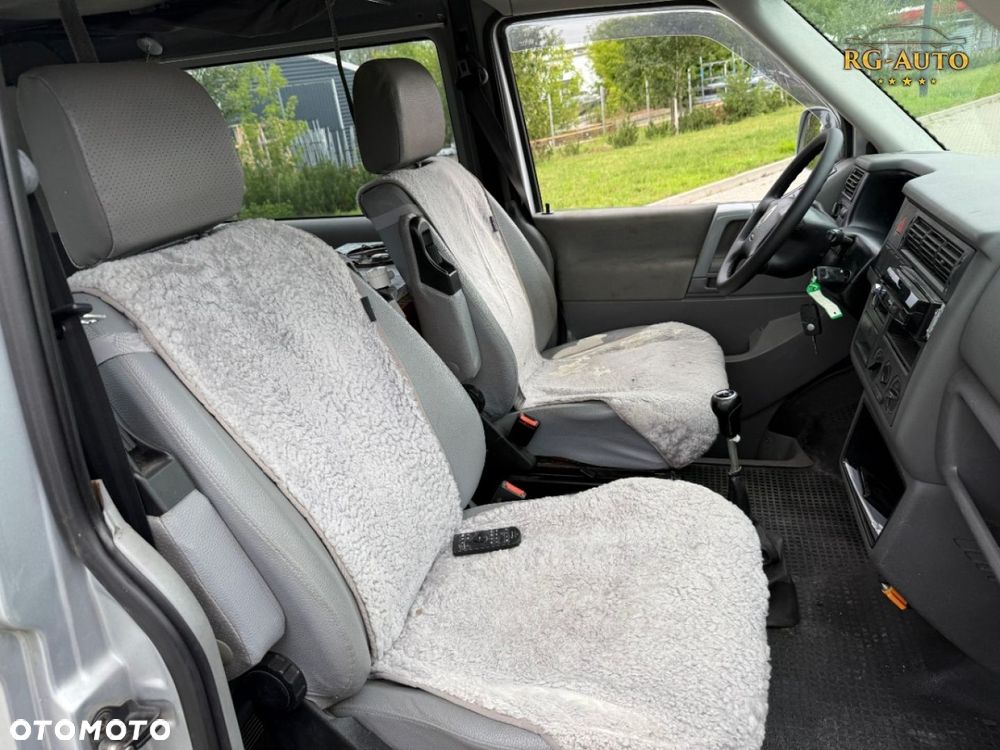 Volkswagen Transporter - 23
