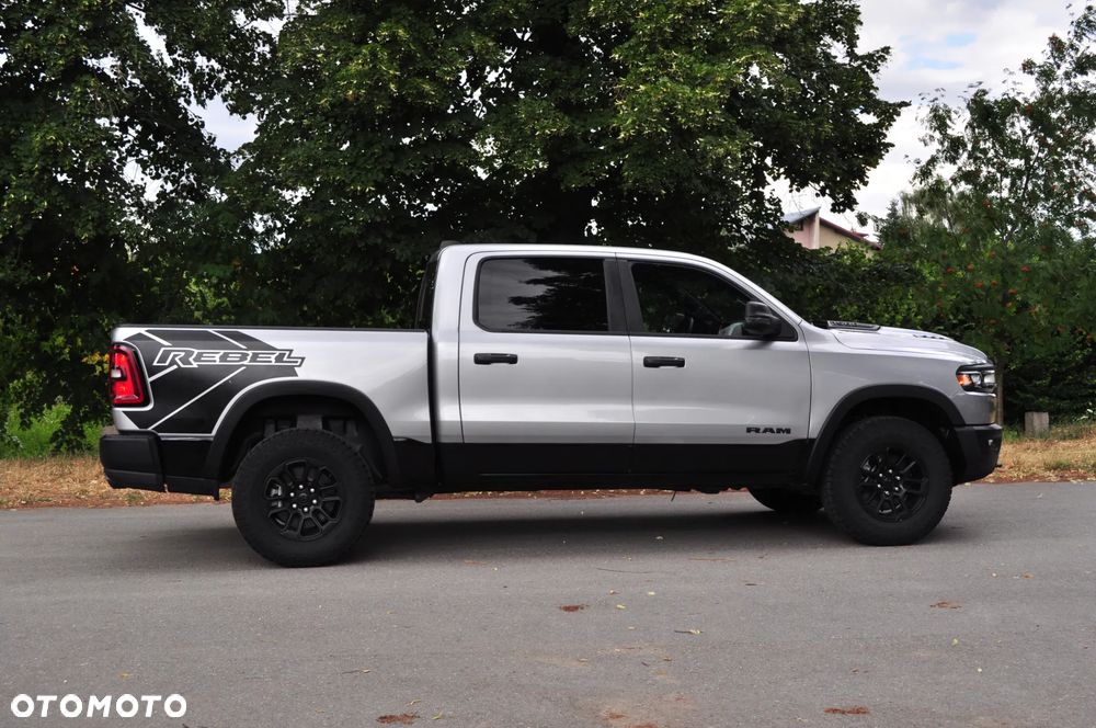 RAM 1500 Rebel Premium - 11