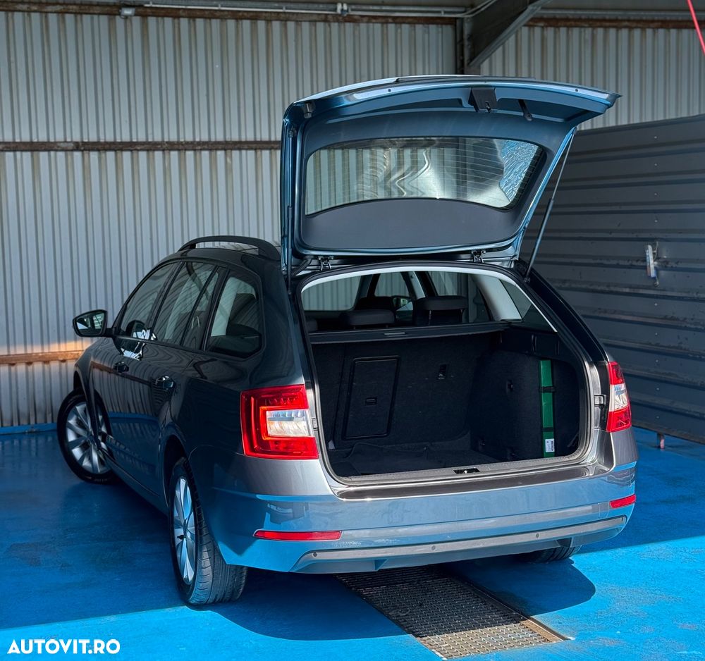 Skoda Octavia 1.6 TDI Ambition - 17
