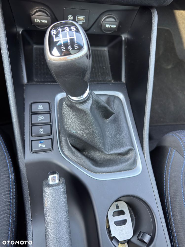 Hyundai Tucson blue 1.7 CRDi 2WD Passion - 11