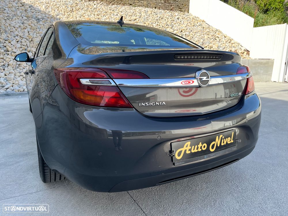 Opel Insignia 2.0 CDTI executive S/S - 22