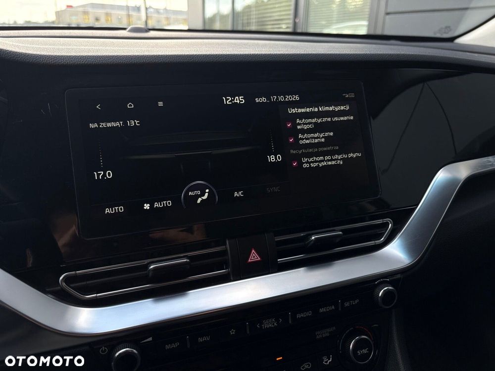 Kia Niro 1.6 GDI Hybrid L Business Line - 24