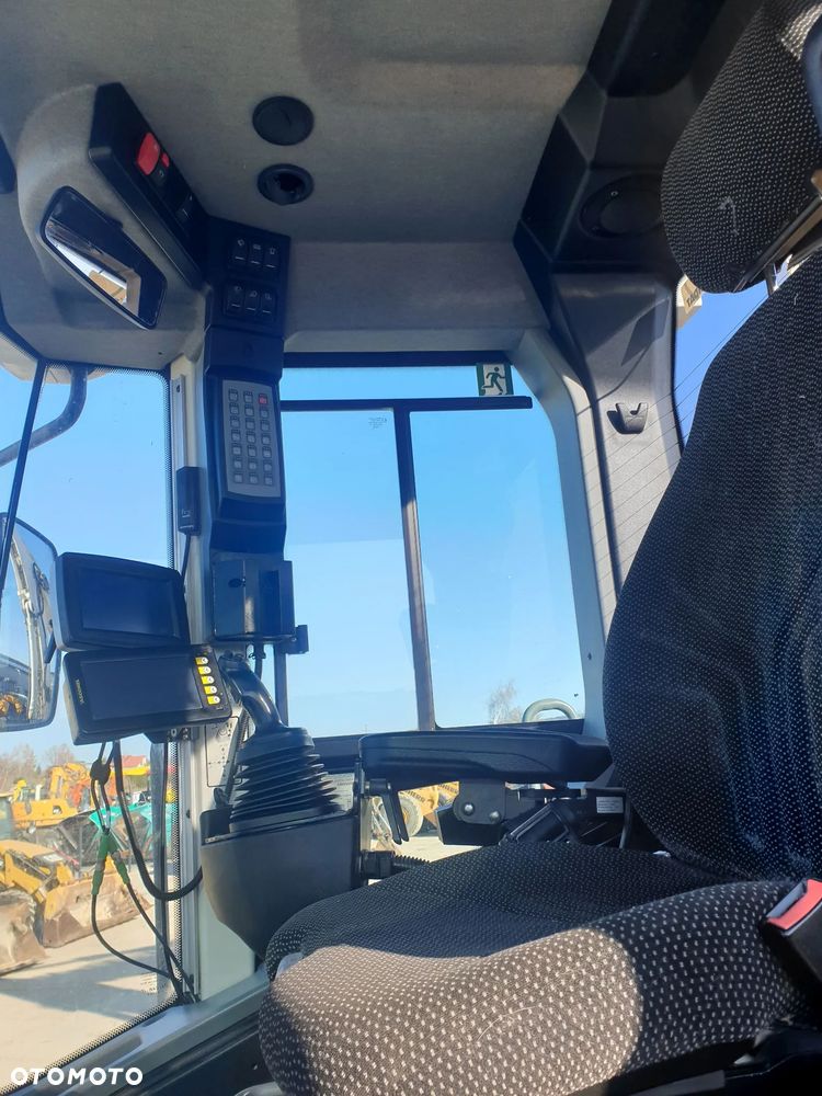 Liebherr L580 - 2