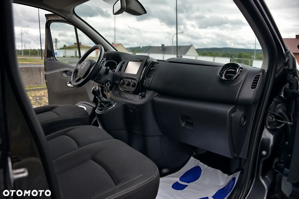 Opel Vivaro - 29