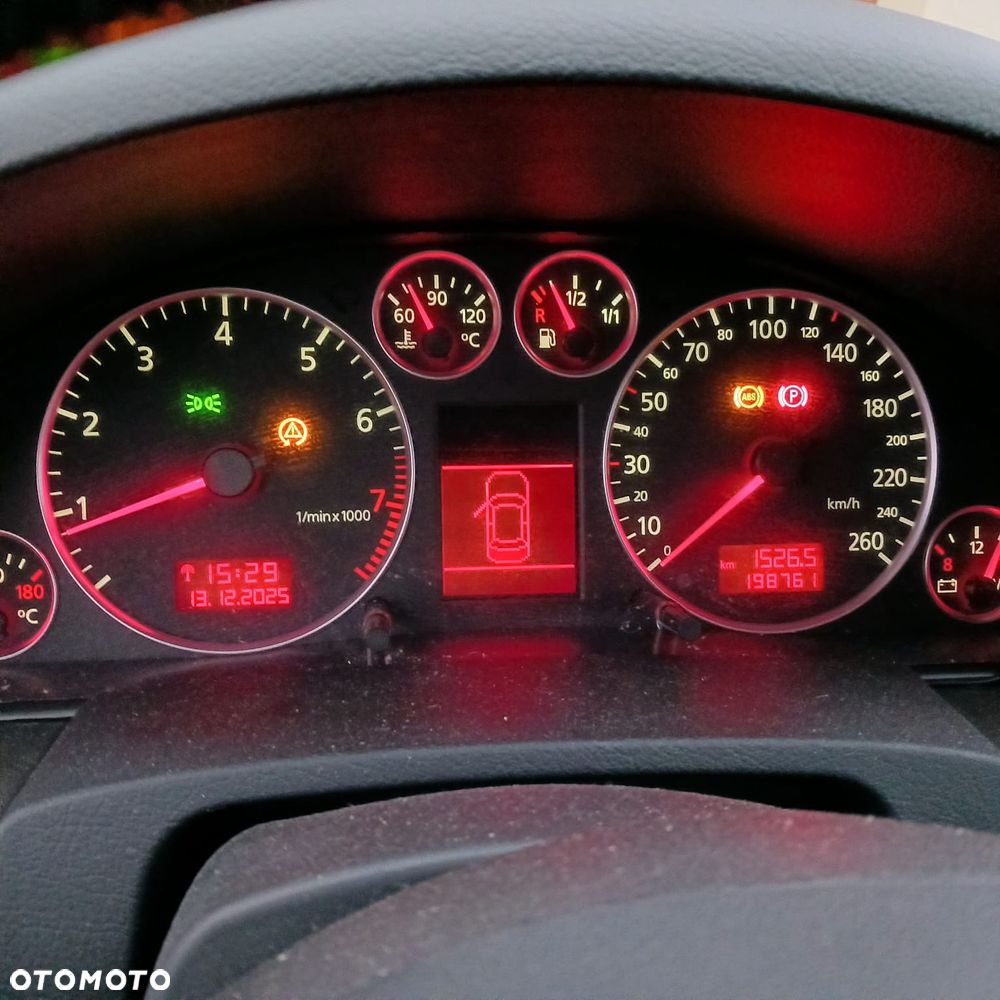 Audi A4 Avant 1.8T - 7