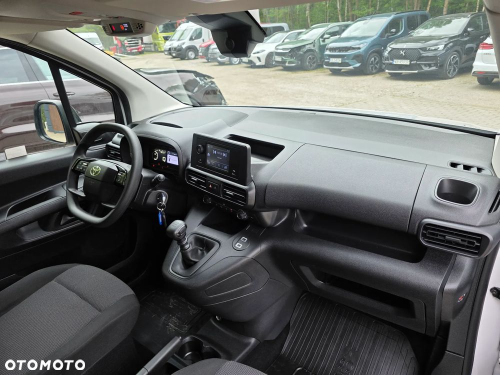 Toyota Proace City - 15