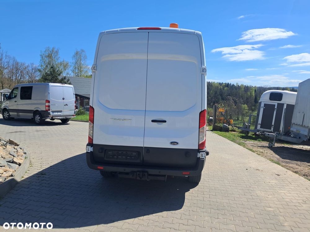 Ford Transit - 6