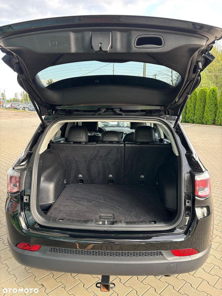 Jeep Compass - 8
