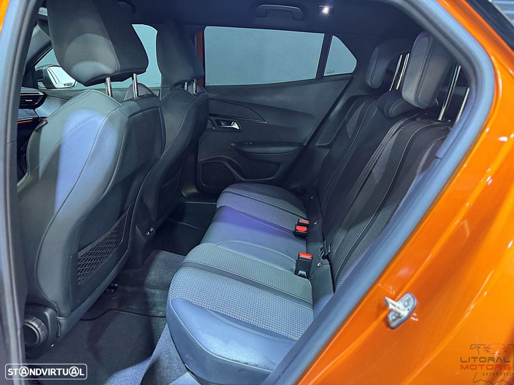 Peugeot 2008 1.2 PureTech GT Line - 17