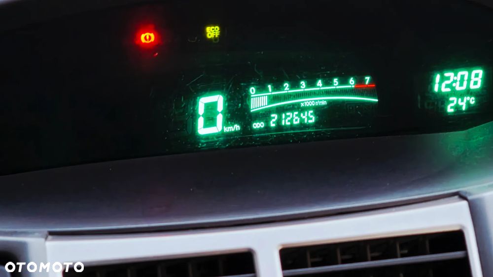 Toyota Yaris 1.33 2010 - 14