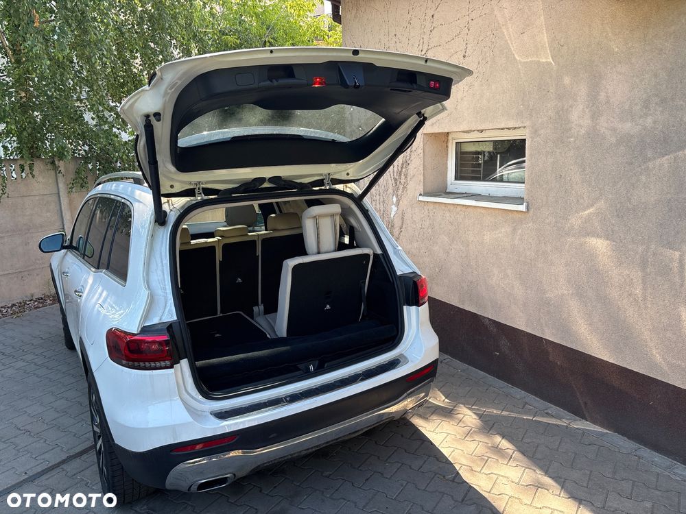 Mercedes-Benz GLB 250 4Matic 8G-DCT Special Edition - 12