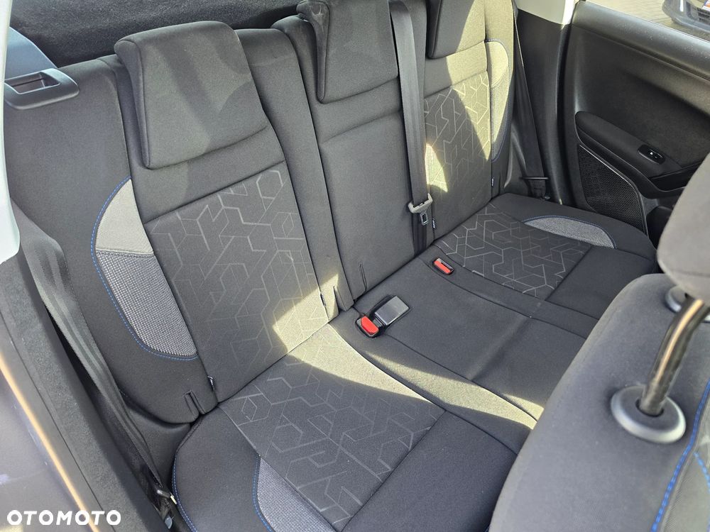 Peugeot 2008 - 14