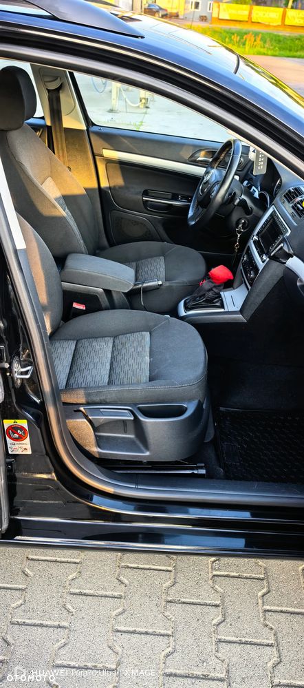 Skoda Octavia 2.0 TDI DSG Ambiente - 10