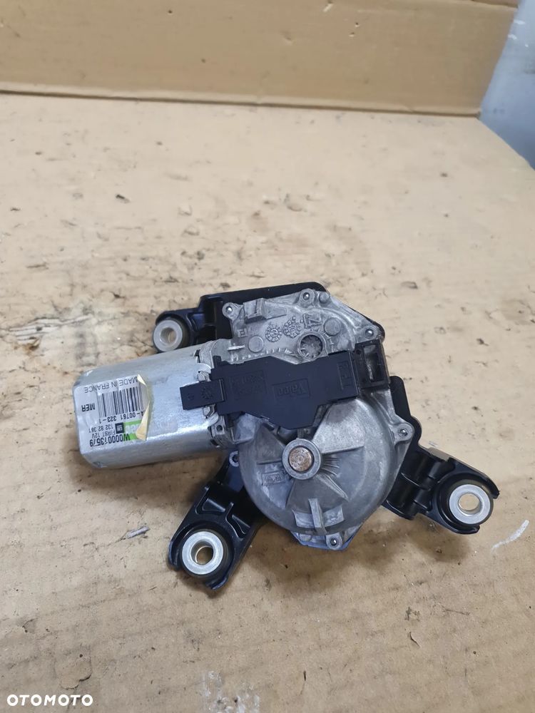 SILNICZEK WYCIERACZKI TYŁ OPEL MERIVA B nr 13282361