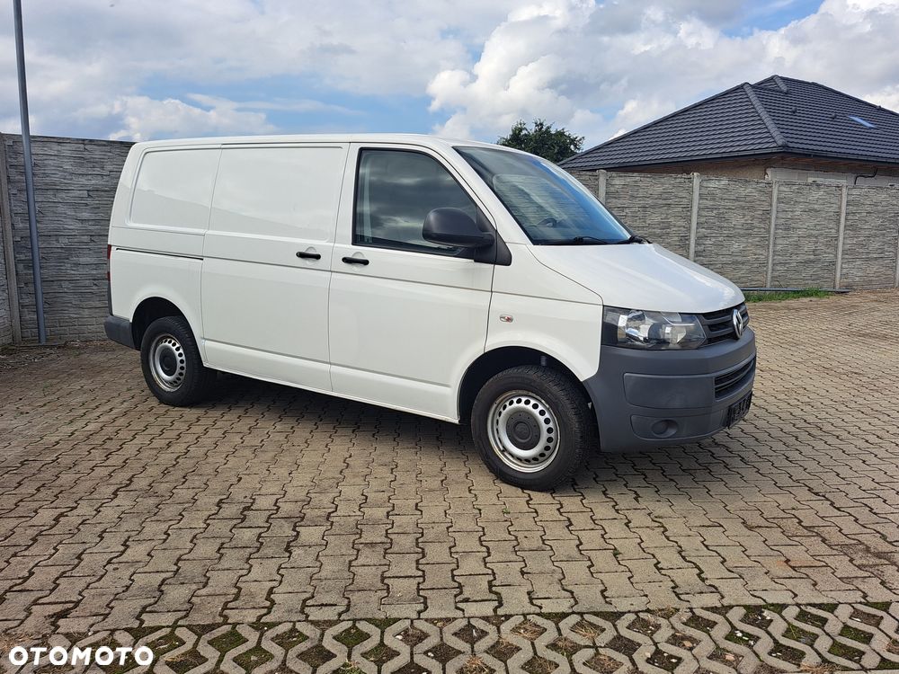 Volkswagen Transporter - 1