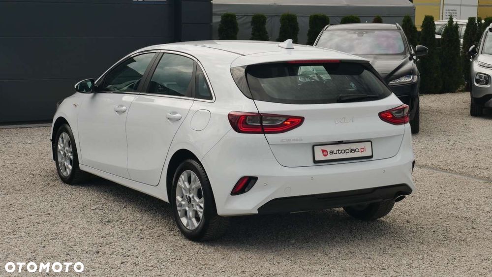 Kia Ceed - 7