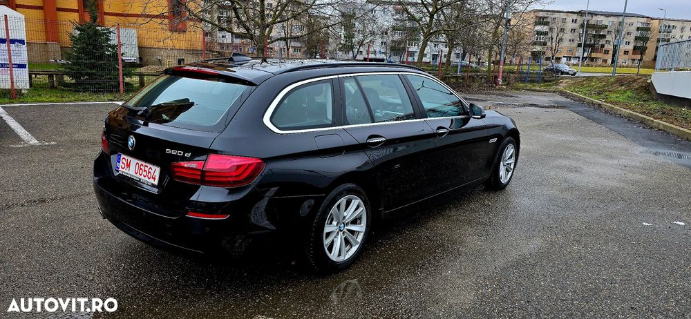 BMW Seria 5 520d xDrive Aut. - 11