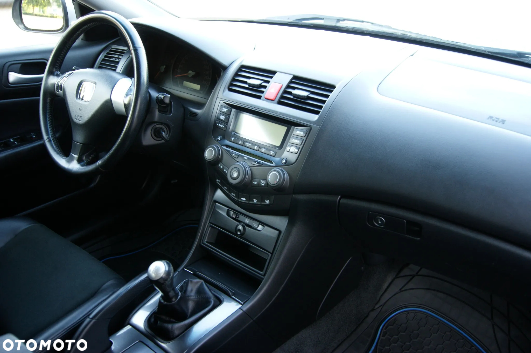 Honda Accord 2.0 Comfort - 25