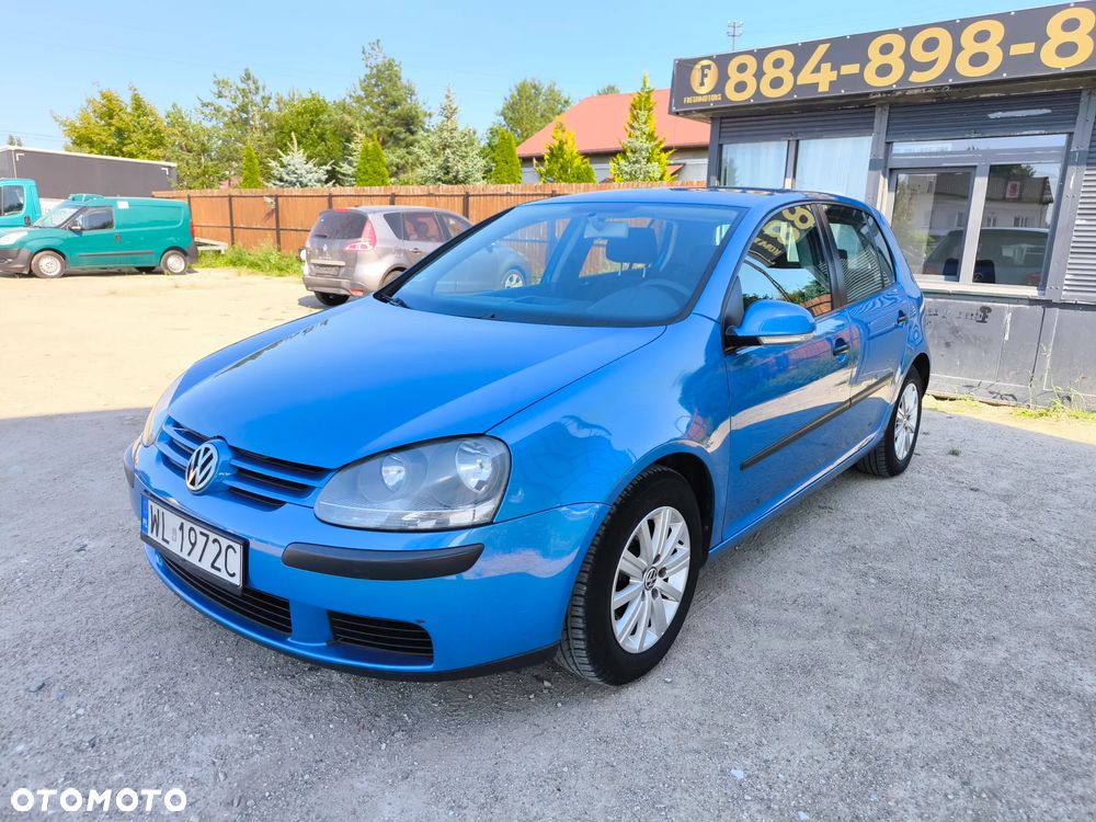 Volkswagen Golf - 1