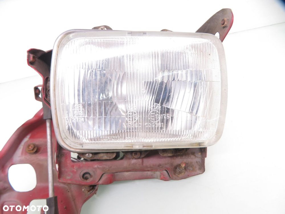 LAMPA PRAWA PRZEDNIA TOYOTA CELICA V T18 - 7