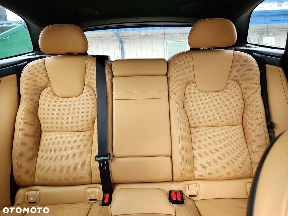 Volvo XC 60 T6 AWD Geartronic Inscription - 9