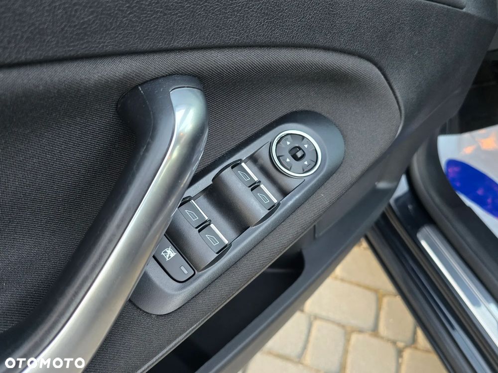 Ford Mondeo 2.0 Viva Titanium - 28