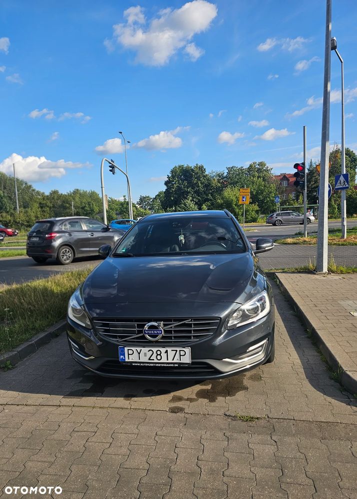 Volvo V60 Cross Country D4 Drive-E Momentum - 6