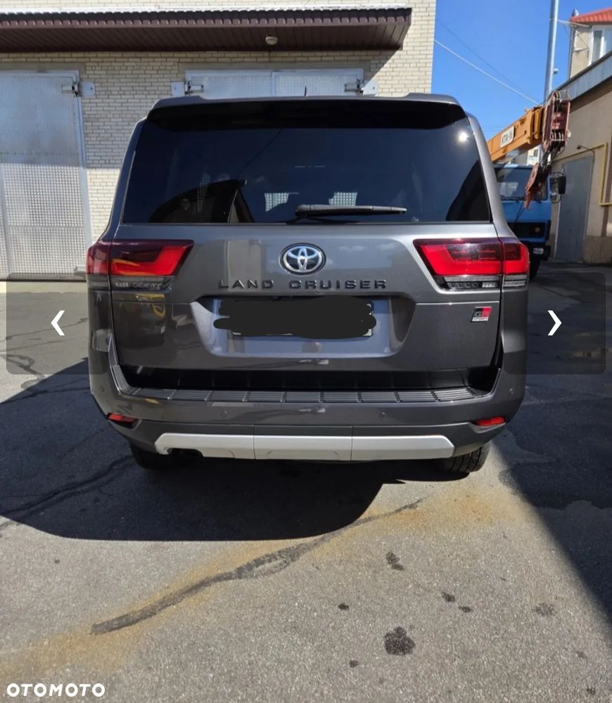 Toyota Land Cruiser - 9