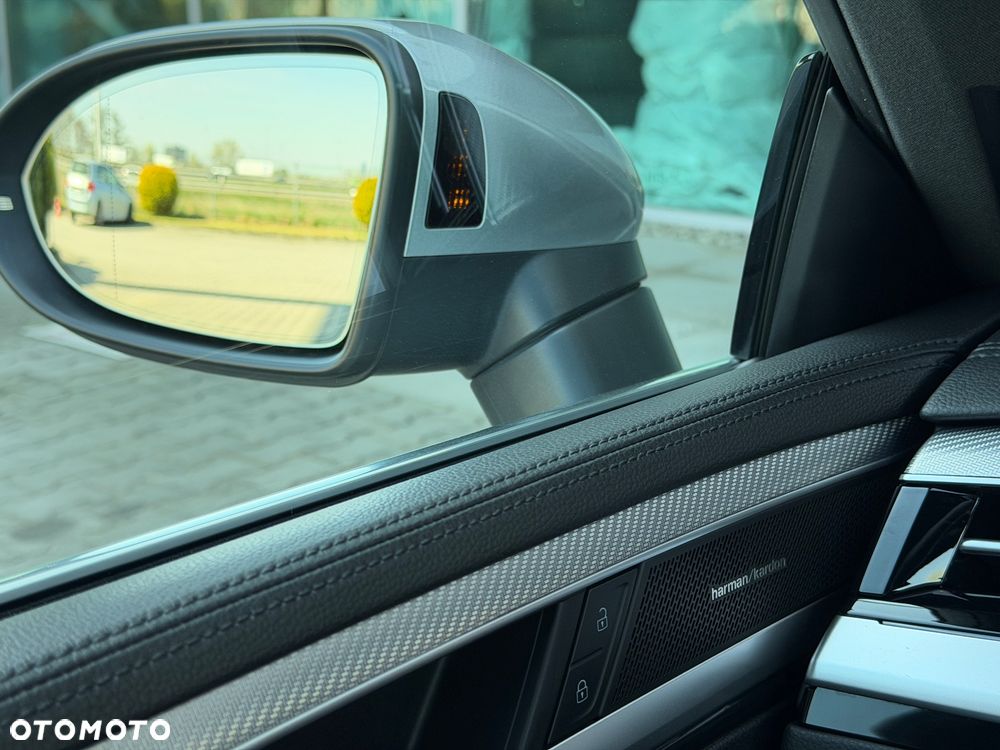 Volkswagen Arteon 2.0 TDI SCR 4Motion DSG R-Line - 31