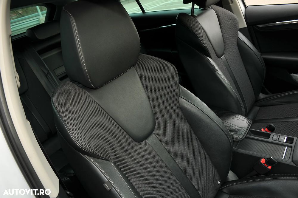 Skoda Octavia 2.0 TDI DSG Style - 16