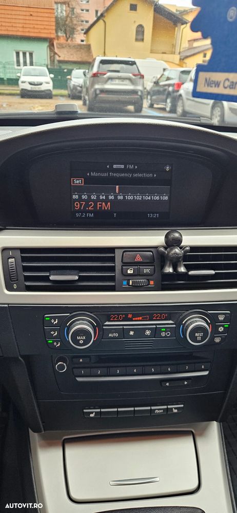 BMW Seria 3 318d - 9