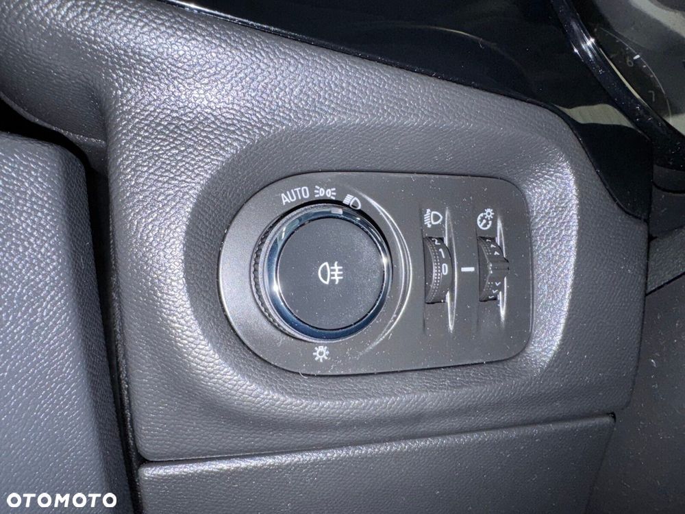 Opel Corsa - 22