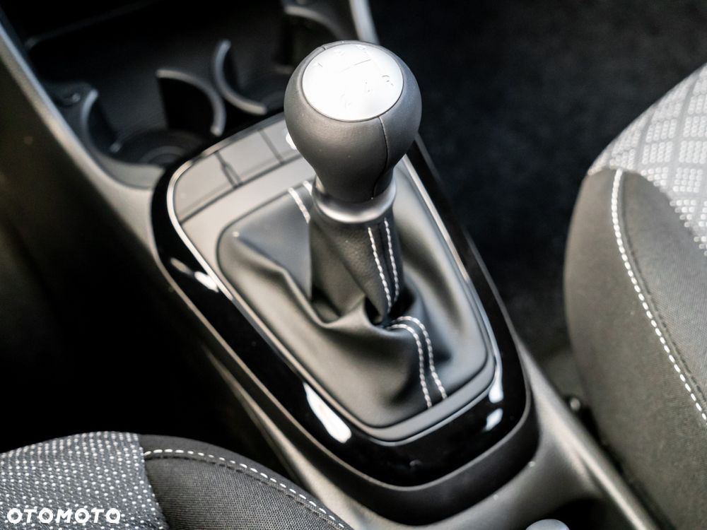 Kia Picanto 1.0 L - 24