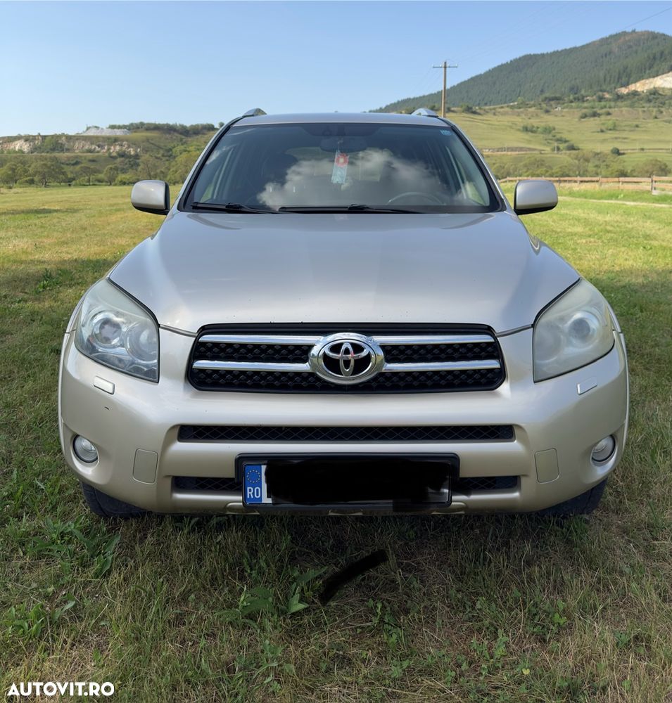 Toyota RAV4 - 2