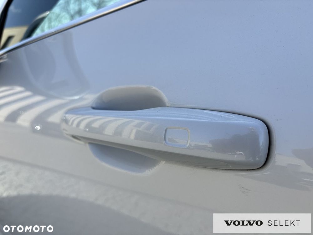 Volvo XC 60 - 8