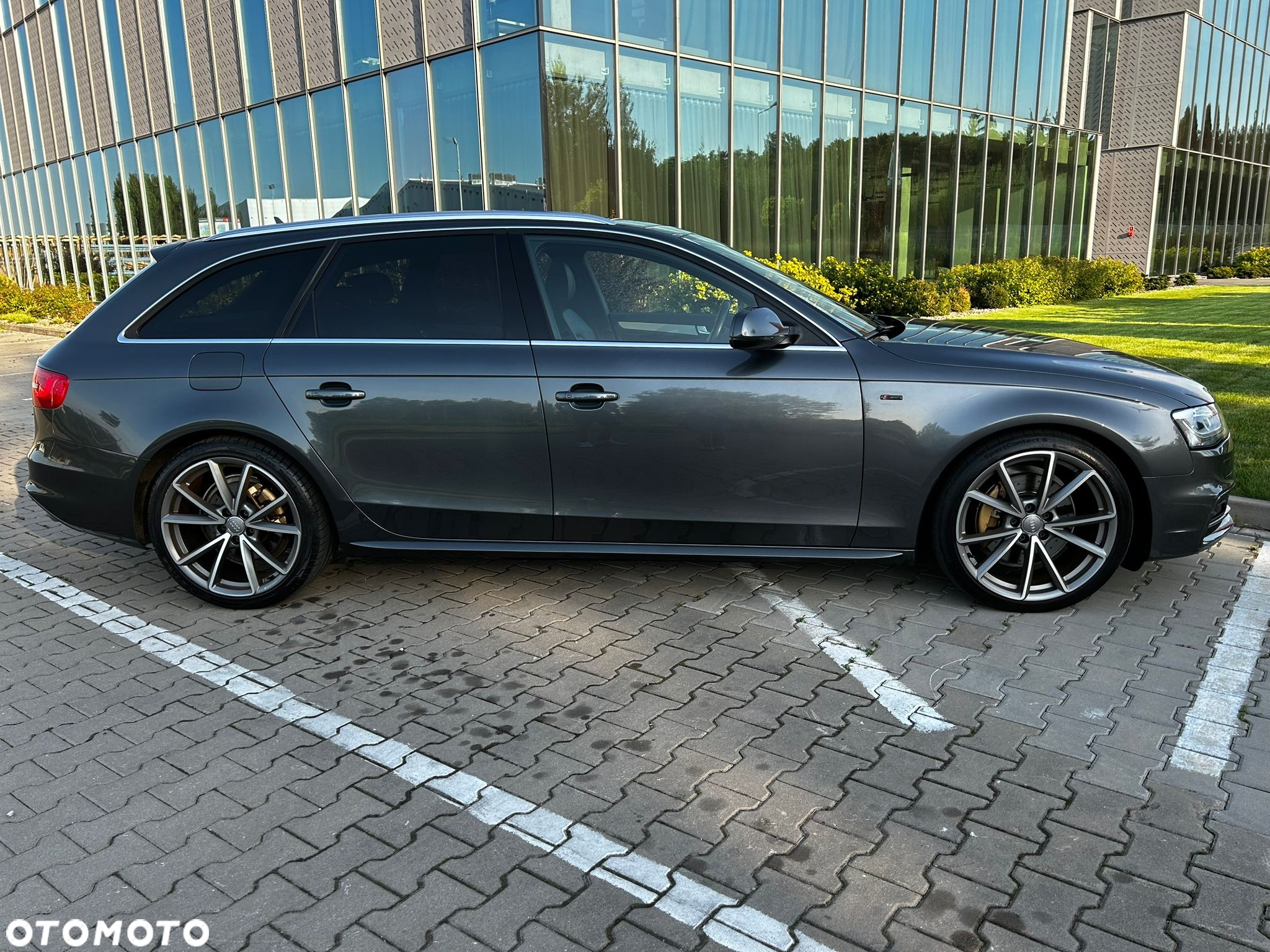 Audi A4 3.0 TDI Quattro S tronic - 10