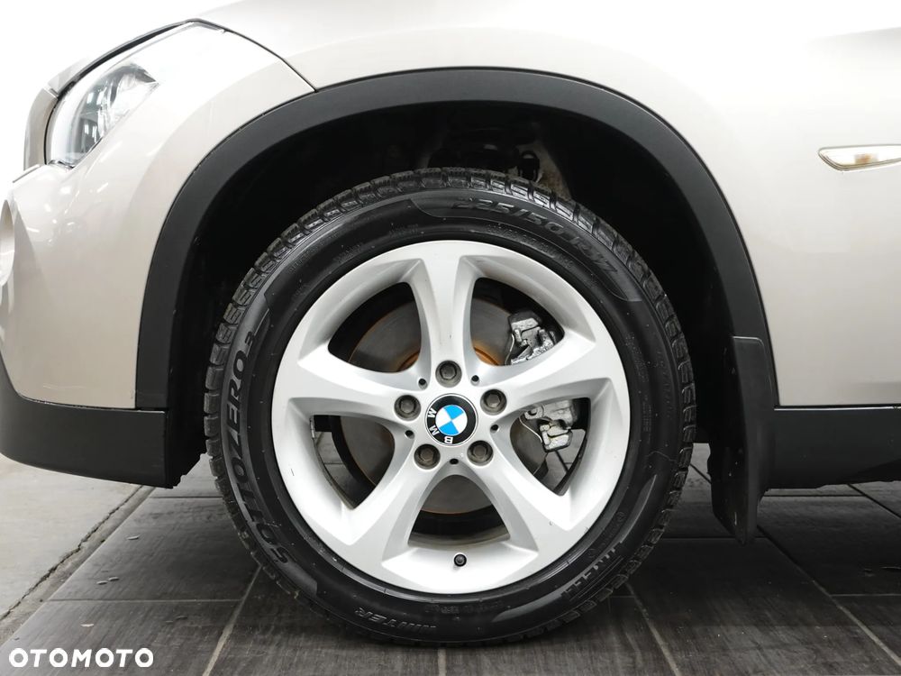 BMW X1 xDrive20d - 17