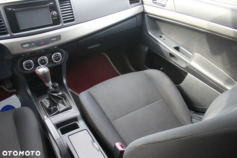 Mitsubishi Lancer - 19
