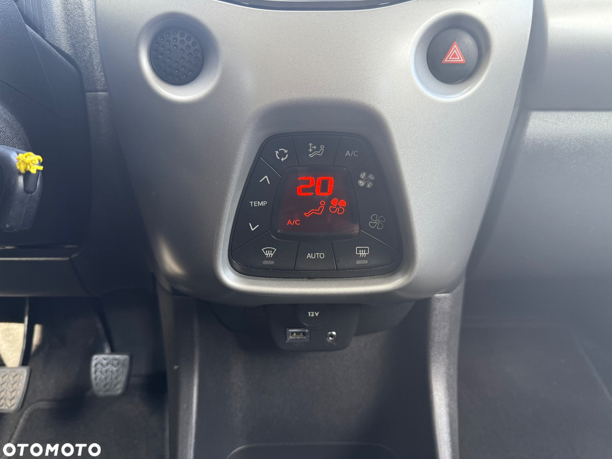 Citroën C1 1.2 Pure Tech Shine - 16