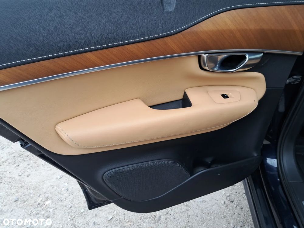 Volvo XC 90 D5 AWD Inscription 7os - 17