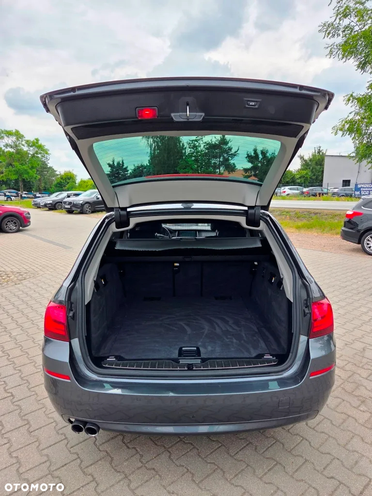 BMW Seria 5 518d Business Edition - 11