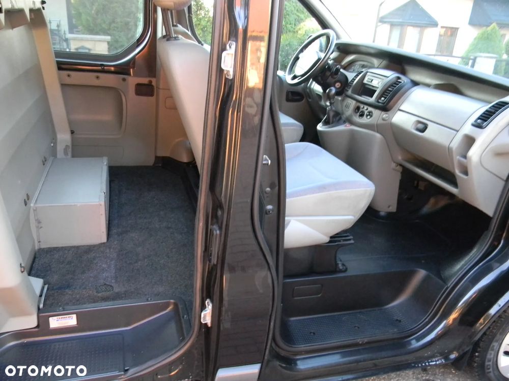 Renault Trafic - 11
