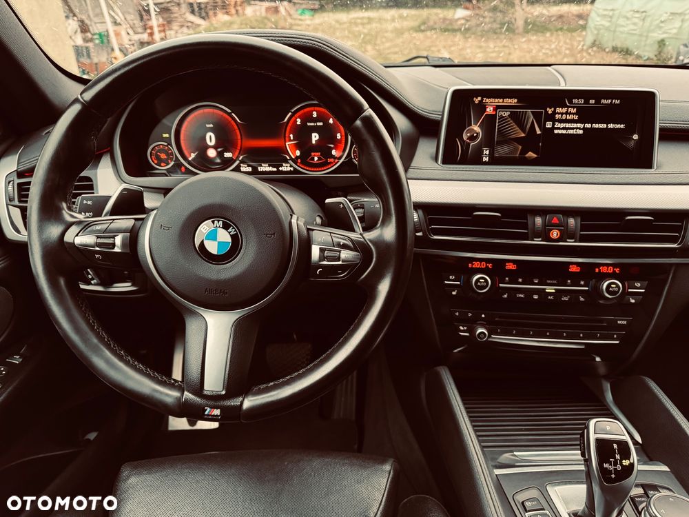 BMW X6 - 24